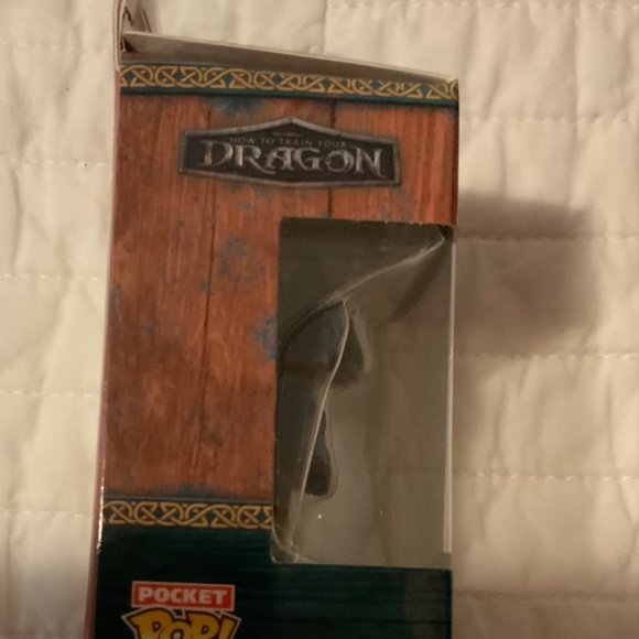 DreamWorks How To Train Your Dragon Toothless Icon Crossbody Bag - Picture 11 of 14